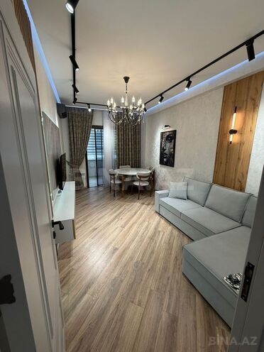 Продаётся 2-комн. новостройка 55 м², м. Ази Асланов, photo 1 from 7