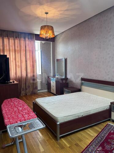 Сдаётся 2-комн. новостройка 125 м², м. 8 ноября, photo 13 from 14