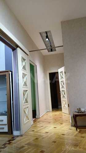 Сдаётся 2-комн. новостройка 125 м², м. 8 ноября, photo 12 from 14