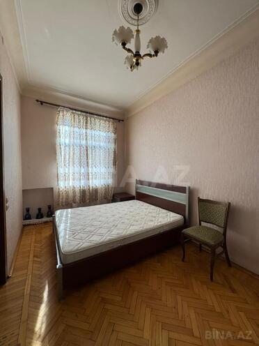 Сдаётся 3-комн. вторичка 85 м², м. Сахил, photo 1 from 17