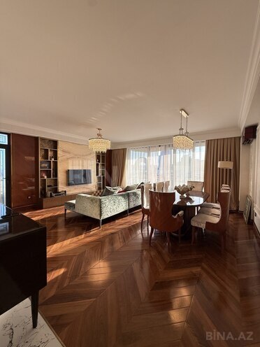 Satılır 3 otaqlı yeni tikili 132 m², Şah İsmayıl Xətai m., photo 1 from 32