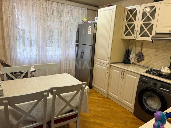 Satılır 2 otaqlı köhnə tikili 60 m², Əhmədli m., photo 3 from 13