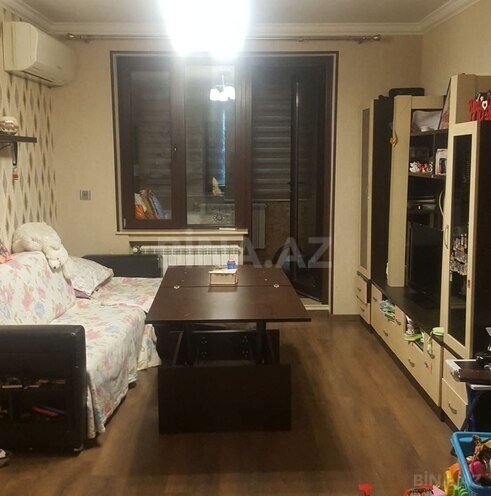 Satılır 2 otaqlı köhnə tikili 50 m², Neftçilər m., photo 1 from 10