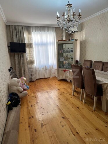Satılır 2 otaqlı köhnə tikili 60 m², Həzi Aslanov m., photo 1 from 10