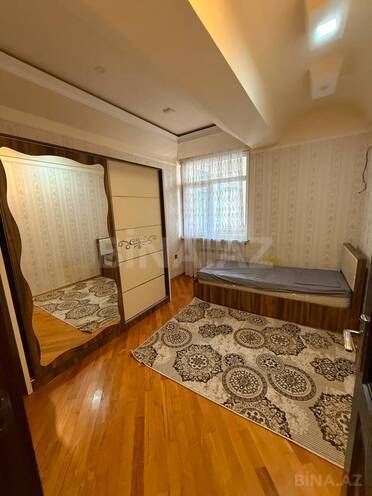 Сдаётся 3-комн. новостройка 135 м², м. Низами, photo 12 from 14