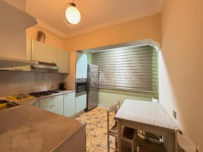 İcarəyə verilir 4 otaqlı köhnə tikili 120 m², Gənclik m., photo 15 from 21