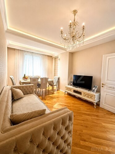 Продаётся 2-комн. новостройка 85 м², м. Ази Асланов, photo 1 from 19