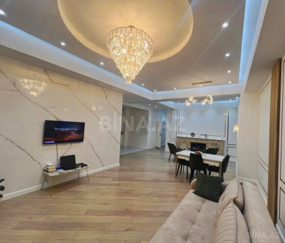 Продаётся 3-комн. новостройка 100 м², Хатаинский р., photo 1 from 16