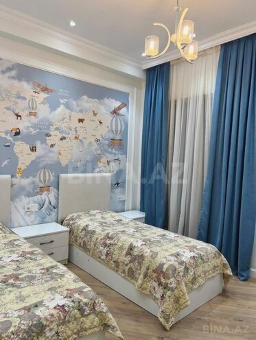 Продаётся 3-комн. новостройка 100 м², Хатаинский р., photo 11 from 16
