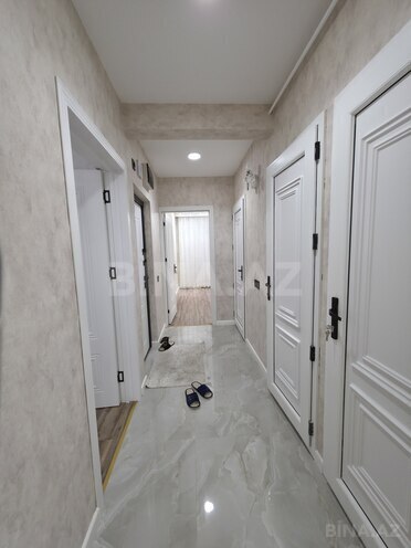 Satılır 2 otaqlı köhnə tikili 60 m², Qaraçuxur q., photo 11 from 18