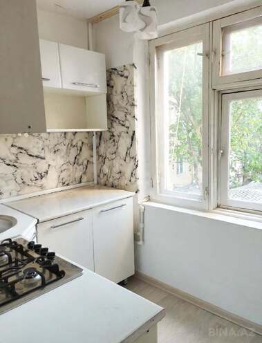 Satılır 2 otaqlı köhnə tikili 55 m², Elmlər Akademiyası m., photo 9 from 13
