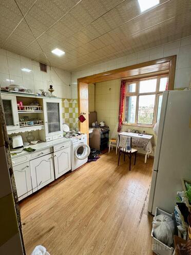 Продаётся 4-комн. вторичка 100 м², пос. Бакиханова, photo 10 from 15