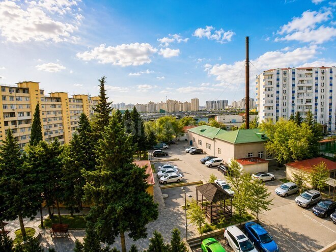 Satılır 2 otaqlı köhnə tikili 60 m², Qara Qarayev m., photo 18 from 20