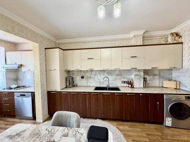 Satılır 5 otaqlı köhnə tikili 120 m², Bakıxanov q., photo 16 from 26