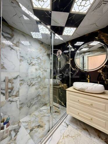 Satılır 5 otaqlı köhnə tikili 120 m², Bakıxanov q., photo 18 from 26
