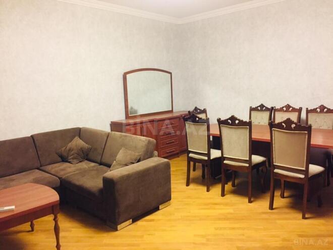 Сдаётся 3-комн. новостройка 100 м², Насиминский  р., photo 1 from 18