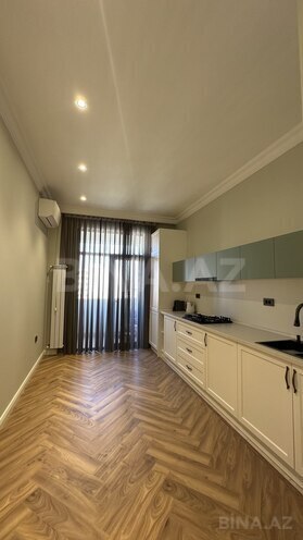 Satılır 4 otaqlı yeni tikili 242 m², 28 May m., photo 6 from 21
