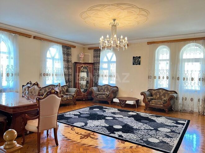 Продаётся 9-комн. дом/дача 321 м², м. Насими, photo 3 from 12