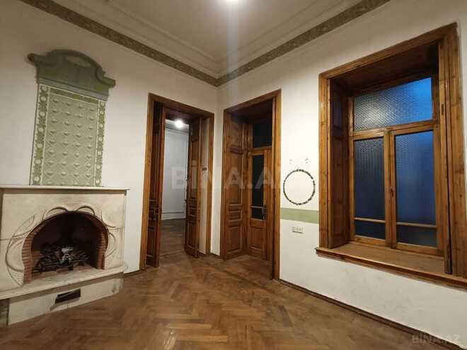 Продаётся 10-комн. вторичка 414 м², м. Ичеришехер, photo 3 from 18