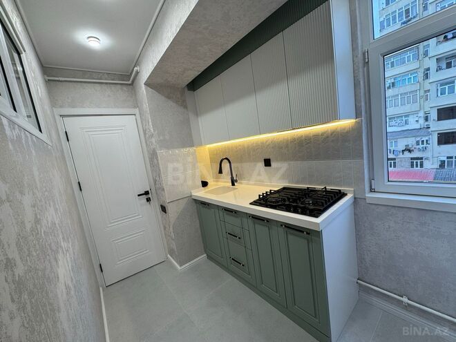 Satılır 3 otaqlı köhnə tikili 60 m², Xalqlar Dostluğu m., photo 13 from 20