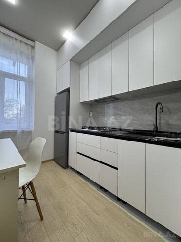 İcarəyə verilir 2 otaqlı köhnə tikili 60 m², 28 May m., photo 1 from 12