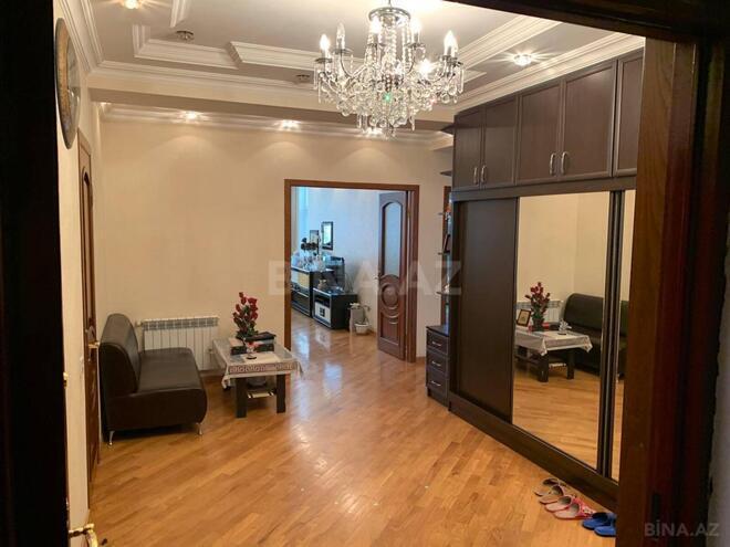 Продаётся 3-комн. новостройка 120 м², м. Иншаатчылар, photo 1 from 14