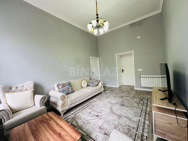 Продаётся 4-комн. вторичка 125 м², м. Низами, photo 8 from 22