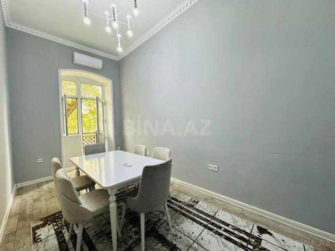 Продаётся 4-комн. вторичка 125 м², м. Низами, photo 9 from 22