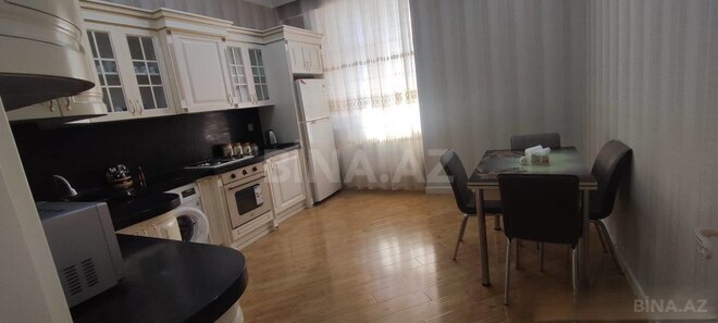 Satılır 2 otaqlı köhnə tikili 98 m², Şah İsmayıl Xətai m., photo 12 from 17