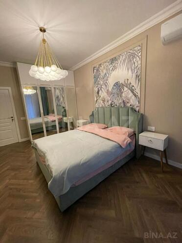 Сдаётся 3-комн. новостройка 105 м², м. 8 ноября, photo 18 from 21