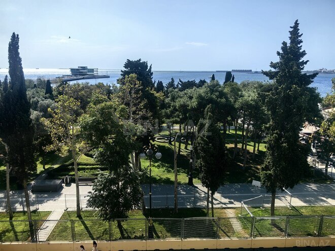 İcarəyə verilir 2 otaqlı köhnə tikili 70 m², Sahil m., photo 7 from 30
