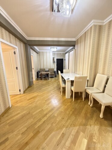 Продаётся 3-комн. новостройка 115 м², м. Иншаатчылар, photo 8 from 13