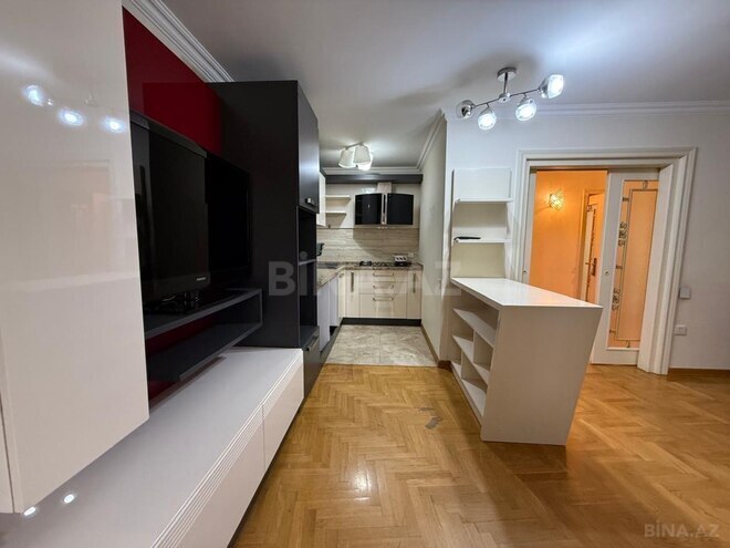 İcarəyə verilir 5 otaqlı köhnə tikili 175 m², Nərimanov r., photo 12 from 26