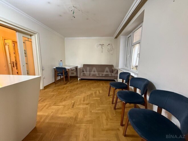 İcarəyə verilir 5 otaqlı köhnə tikili 175 m², Nərimanov r., photo 13 from 26