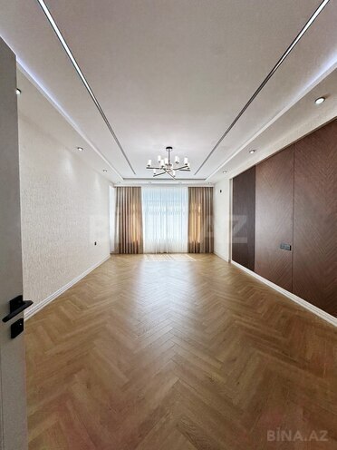 Продаётся 3-комн. новостройка 140 м², пос. 8-й километр, photo 1 from 18