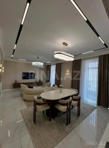 Сдаётся 3-комн. новостройка 103 м², м. 8 ноября, photo 1 from 18