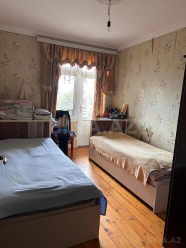 Продаётся 3-комн. вторичка 64.8 м², Абшеронcкий  р., photo 4 from 10
