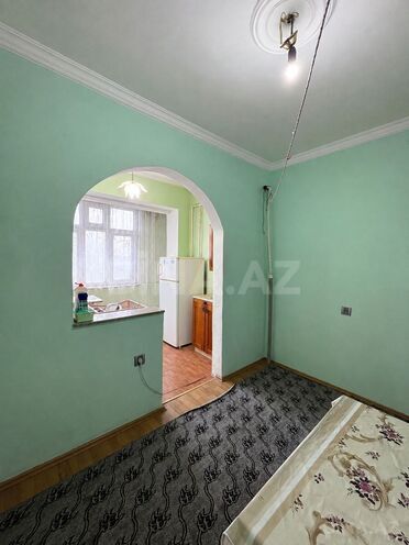 Satılır 2 otaqlı köhnə tikili 60 m², İnşaatçılar m., photo 8 from 13