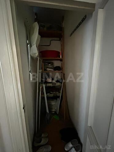 Satılır 2 otaqlı köhnə tikili 60 m², İnşaatçılar m., photo 11 from 13