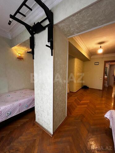 Satılır 3 otaqlı köhnə tikili 95 m², Elmlər Akademiyası m., photo 19 from 26
