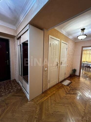 Satılır 3 otaqlı köhnə tikili 95 m², Elmlər Akademiyası m., photo 8 from 26