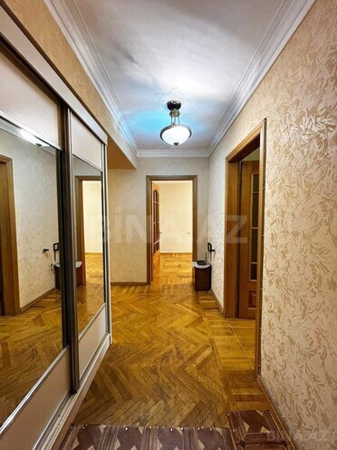 Продаётся 3-комн. вторичка 95 м², м. Иншаатчылар, photo 9 from 26