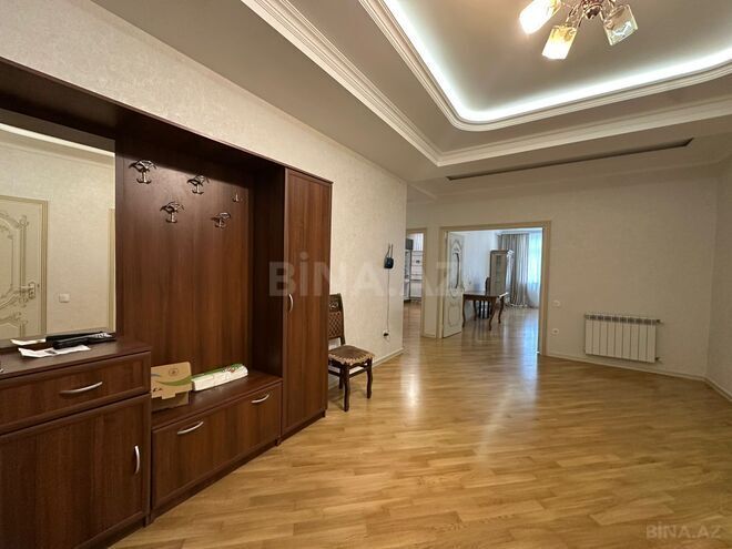Сдаётся 3-комн. новостройка 130 м², м. Иншаатчылар, photo 18 from 31