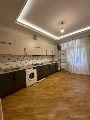 Сдаётся 3-комн. новостройка 130 м², м. Иншаатчылар, photo 16 from 31