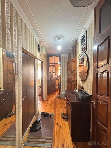 Продаётся 3-комн. вторичка 65 м², м. Нефтчиляр, photo 11 from 15