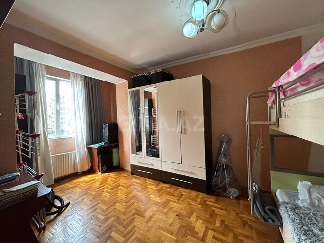 Продаётся 3-комн. вторичка 90 м², м. 8 ноября, photo 7 from 19