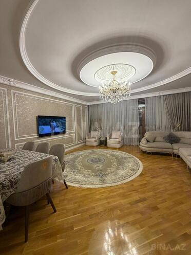 Продаётся 3-комн. новостройка 150 м², Ясамальский р., photo 1 from 7