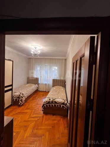 Satılır 3 otaqlı köhnə tikili 85 m², Bakıxanov q., photo 4 from 7