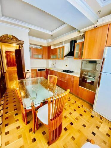 Сдаётся 3-комн. новостройка 155 м², м. Нариман Нариманов, photo 6 from 22