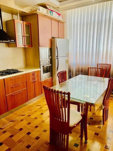 Сдаётся 3-комн. новостройка 155 м², м. Нариман Нариманов, photo 9 from 22